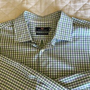 Mens XXL classic fit Burgee shirt by Vineyard Vines